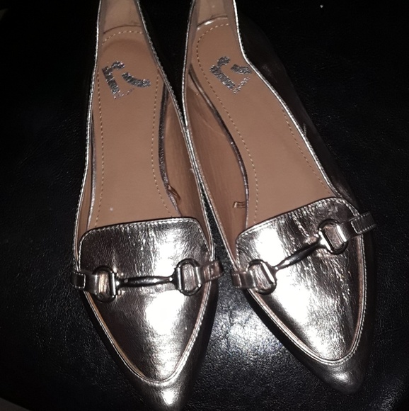 Dress - Picture 4 of 5